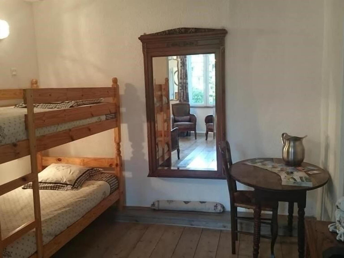 Bedroom 3, A la Grenouille du Jura - Oyonnax Nantua, Ain