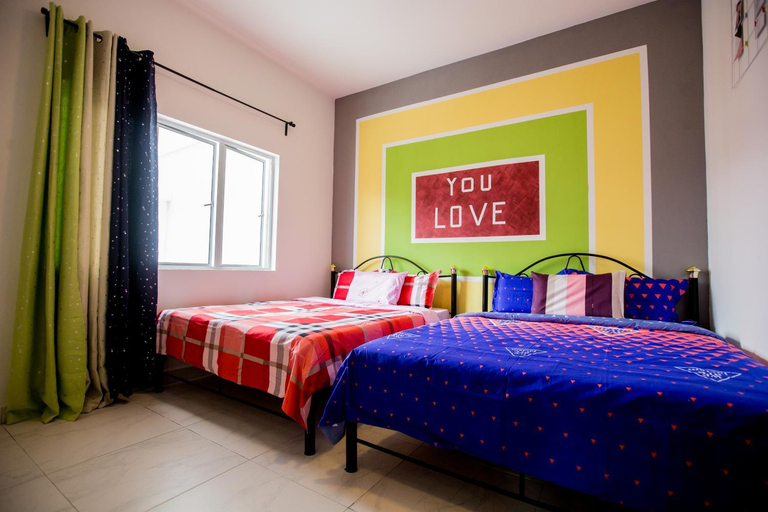Bedroom 2, ICOLOR HOME & STAY CH6, Cameron Highlands