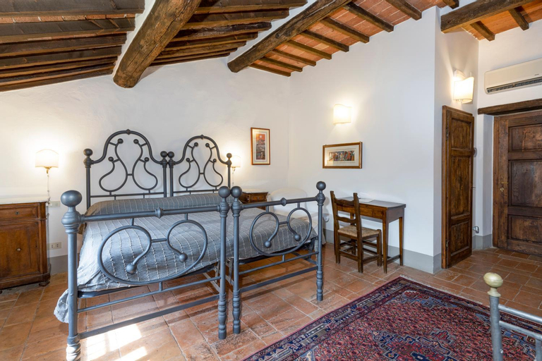 Bedroom 3, Country House La Casa Paterna, Perugia