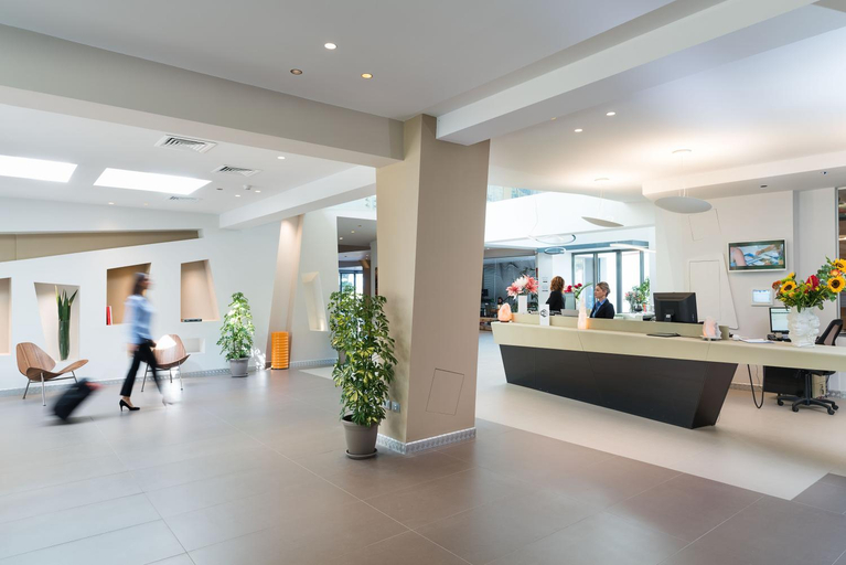 Public Area 4, Saracen Sands Hotel and Congress Centre, Palermo