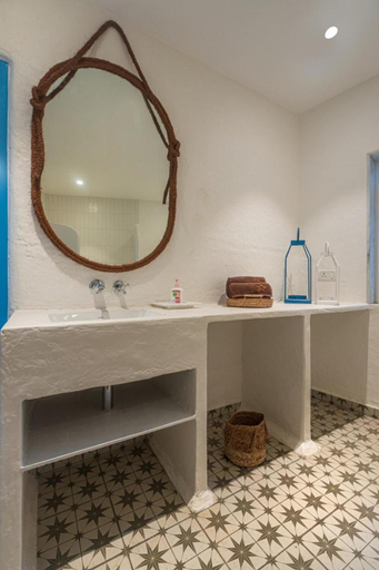 Bathroom, SaffronStays Kairos Zeus, Raigarh