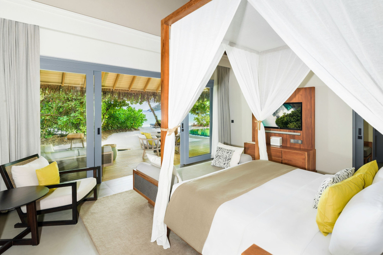 Bedroom 3, Vakkaru Maldives, Baa Atoll