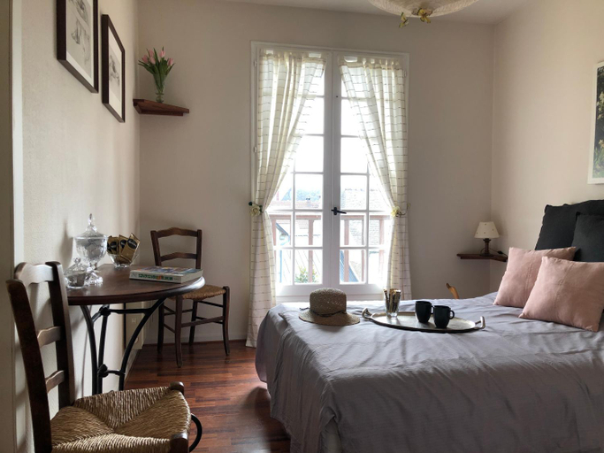 Bedroom 2, Les Hortensias, Pyrénées-Atlantiques