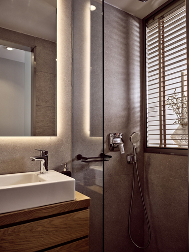 Bathroom 4, Monopolio Waterfront Apartment, Ionian Islands