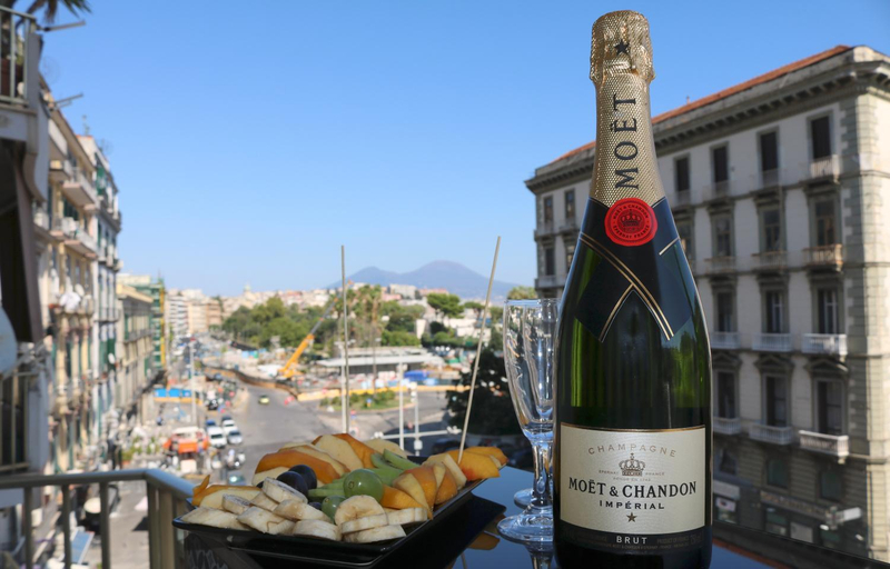 Food & Drinks 5, Neapolis City Life, Napoli