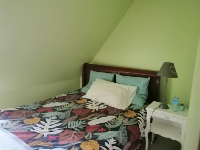 2, Chambre d'hotes La Montjoie, Sarthe