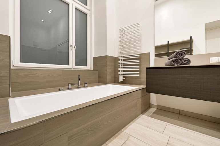 Bathroom 5, Central Luxury Apartment, Wien