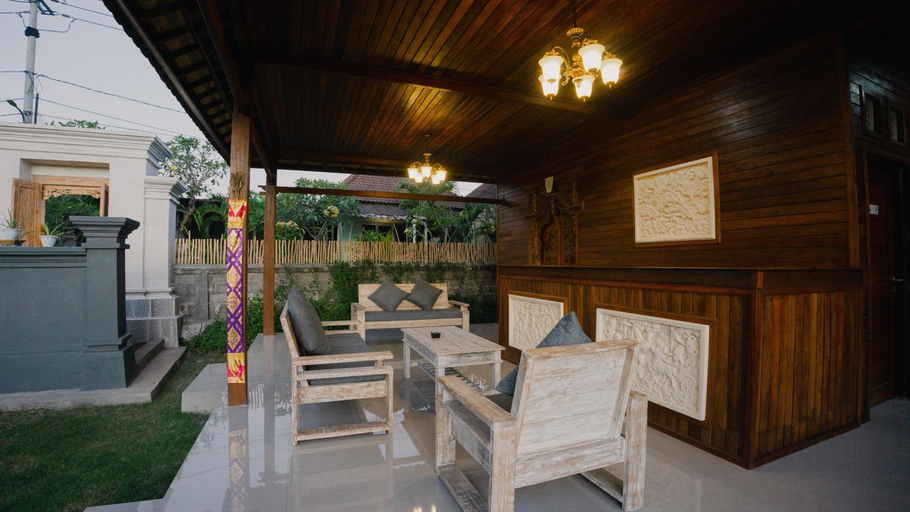 Public Area 3, Sunset Star Huts, Klungkung