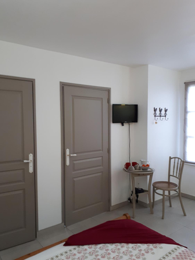 Others 5, chez Zabou, Mayenne