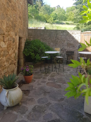 Others 2, Maison d'Hotes "La Pierre Pointue", Aveyron