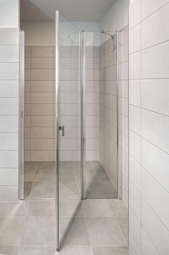Bathroom 3, Theatre 9 Apartments by Adrez, Praha 1