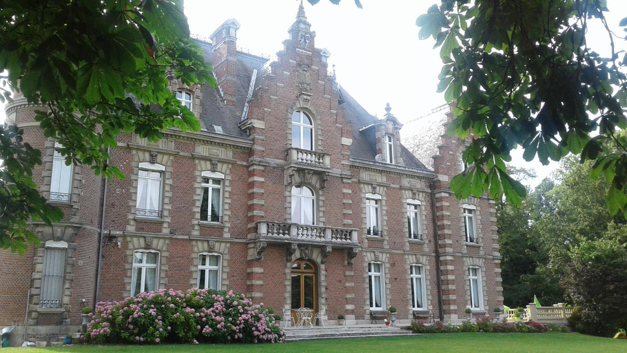 Others 4, Chateau des marronniers, Somme