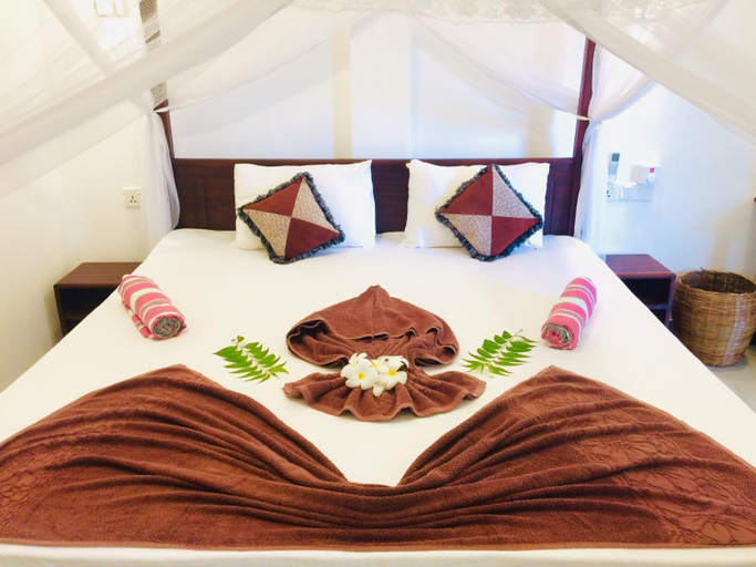 Bedroom 2, Tropicana Home Stay, Pothuvil