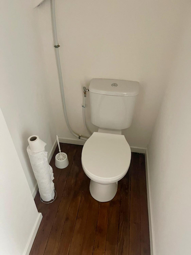 Bathroom 2, Residence Pont a l'Herbe, Nord