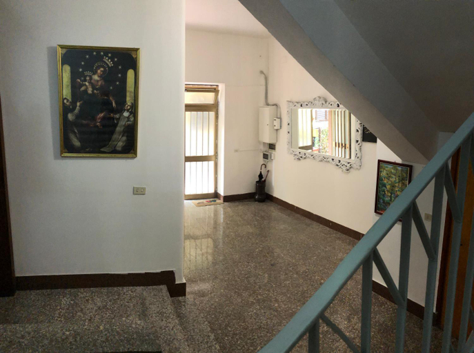 Others 3, Domus Narciso Gallery, Napoli