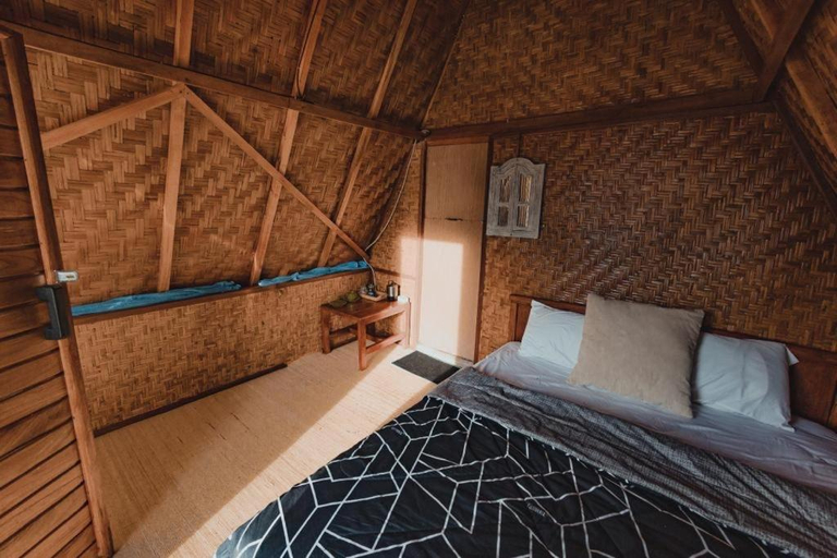 Others 3, D' Tepi Danau Glamping, Bangli