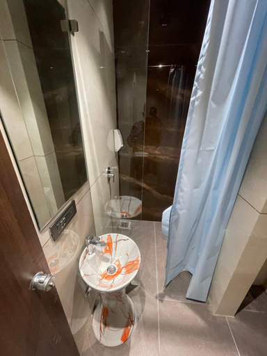 Bathroom 4, VITS Jamnagar, Devbhumi Dwarka
