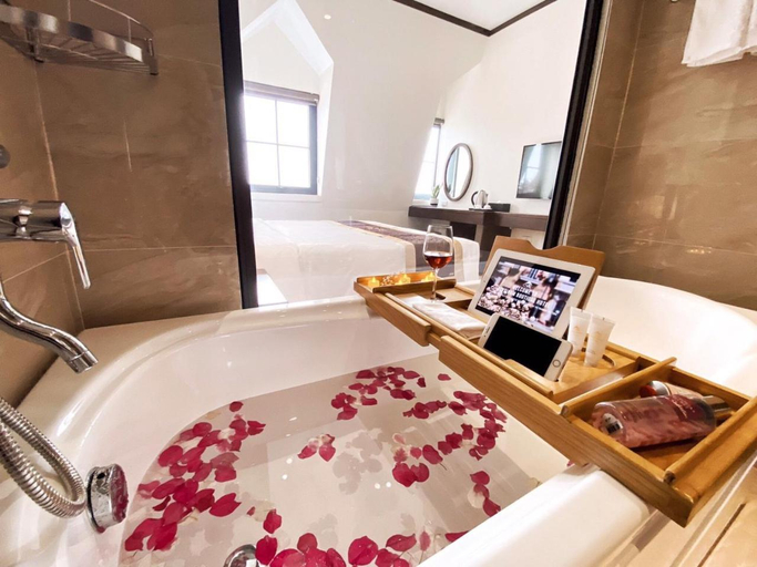 Bathroom 5, Elysinam Boutique Hotel Ha Long, Hạ Long