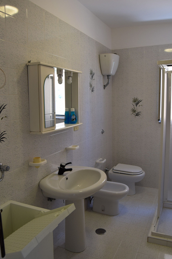 Bathroom 4, NaturAmare Apartments Palinuro, Salerno