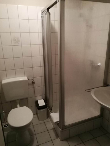 Bathroom, Bikerhotel Zur Schanze, Ammerland