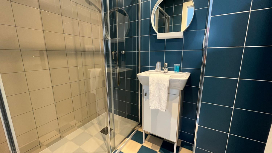 Bathroom, Hostal La Premsa, Barcelona