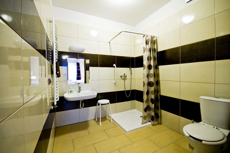 Bathroom, Willa Kolor Pokoje Apartamenty Restauracja, Cieszyn