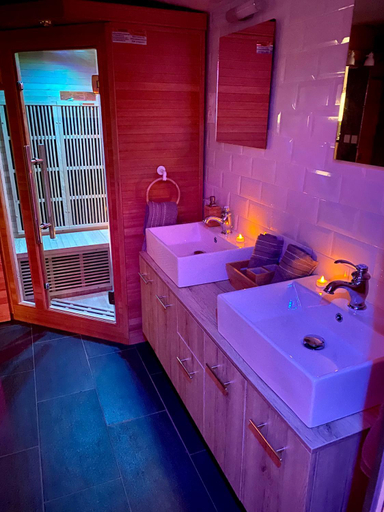Bathroom, suite phantastica, Bouches-du-Rhône
