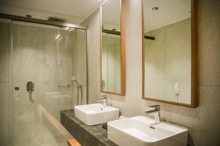 Bathroom 5, KING MINOS RETREAT Resort & Spa, Crete