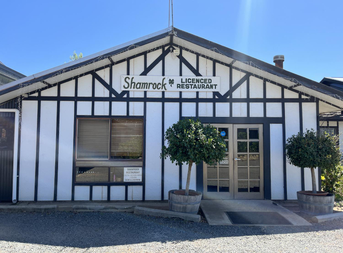 Food & Drinks, Hillston Motel, Carrathool