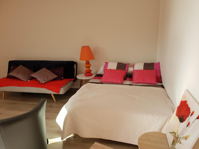 Bedroom 4, le rocher, Corse-du-Sud