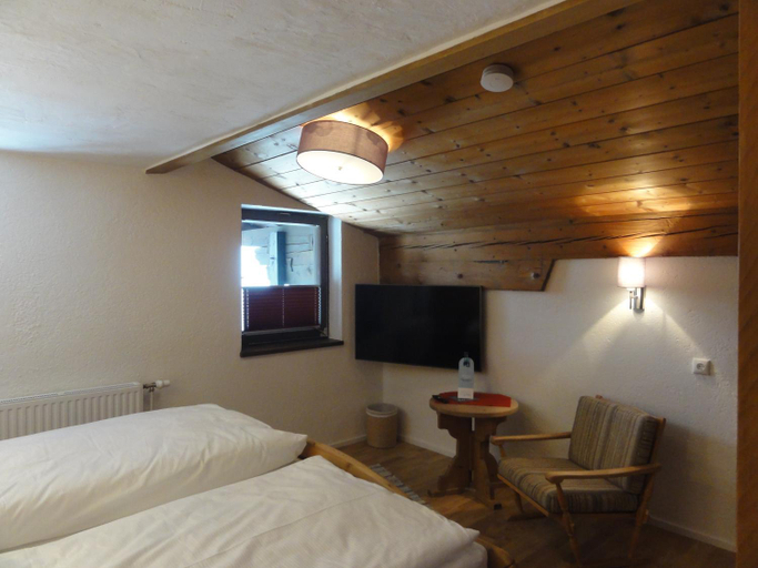 Others 3, Quartier Severin, Reutte