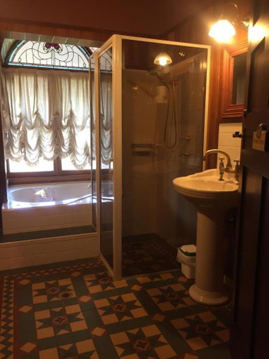 Others 3, The Abbey Bed and Breakfast, Narromine