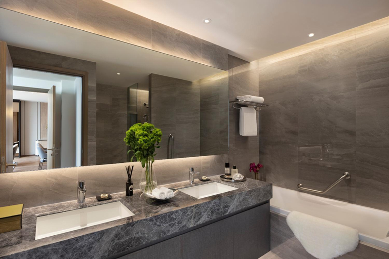 Bathroom 11