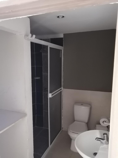 Bathroom, Manzanillo Beach, Cartagena de Indias
