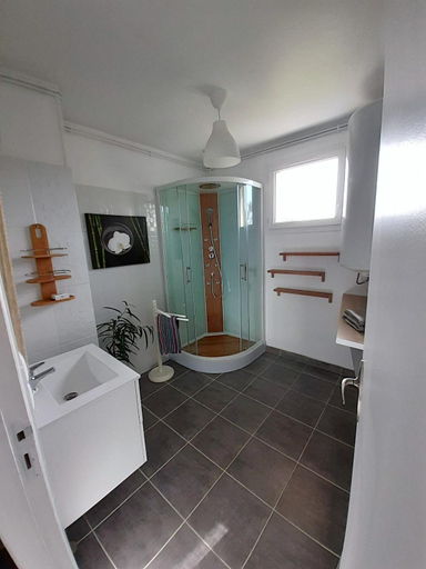 Bathroom 2, Gites Nature & Espace - Le puits des souhaits, Manche