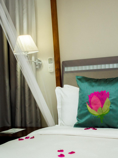Bedroom 3, Serendib Suites and Conference Center, Blantyre City