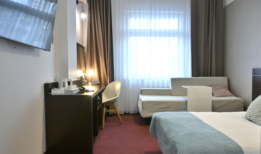 Bedroom 8