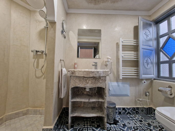Bathroom 5, Riad Explore, Marrakech