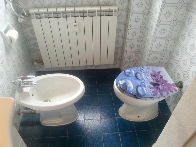 Others 4, Vittoria_Albissola, Savona