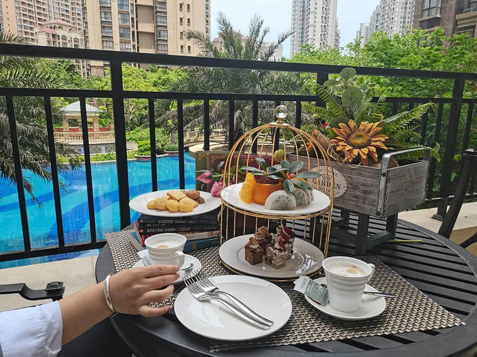 Food & Drinks 5, Park Inn Beihai Silver Beach Wanda plaza, Beihai
