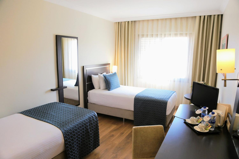 Bedroom 2, Kaya Prestige, Konak