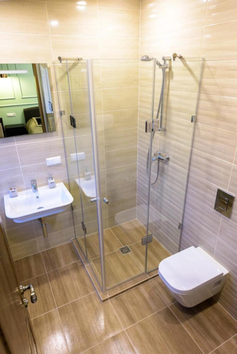 Bathroom 3, Villa Orchidea, Šakių