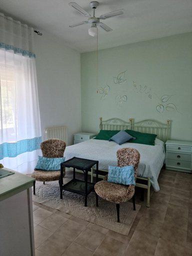 3, beb Baida Santos, Sassari