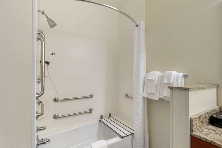Bathroom 3