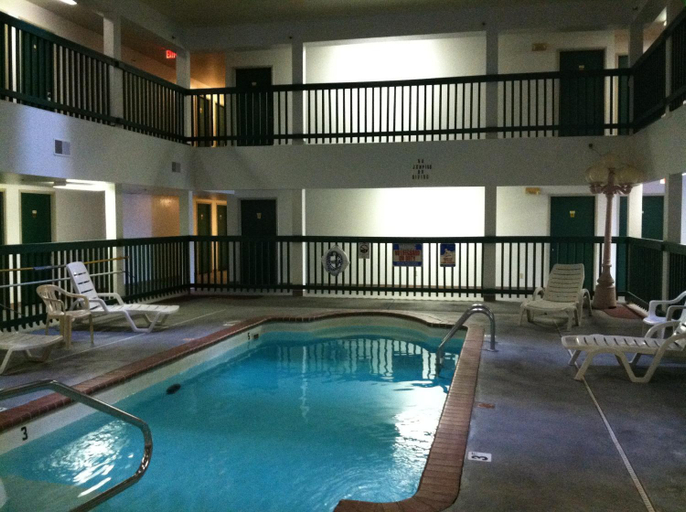 Sport & Beauty 4, Budget Inn Wentzville, Saint Charles