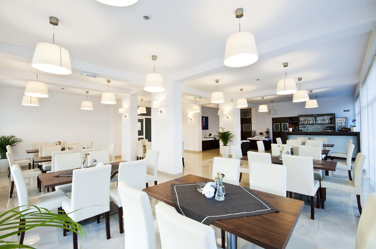 Food & Drinks, Willa Kolor Pokoje Apartamenty Restauracja, Cieszyn
