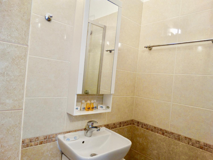 Bathroom 4, Rainbow Aparthotel, Nesebar