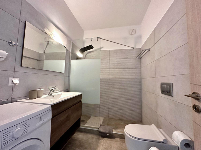 Others 4, Dafni City Apartment 1, Attica