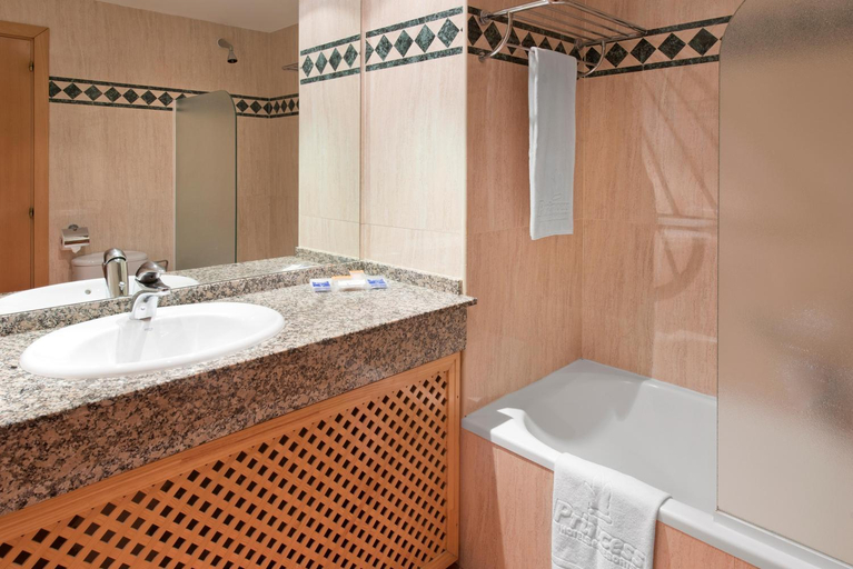 Bathroom 3, Fuerteventura Princess, Las Palmas