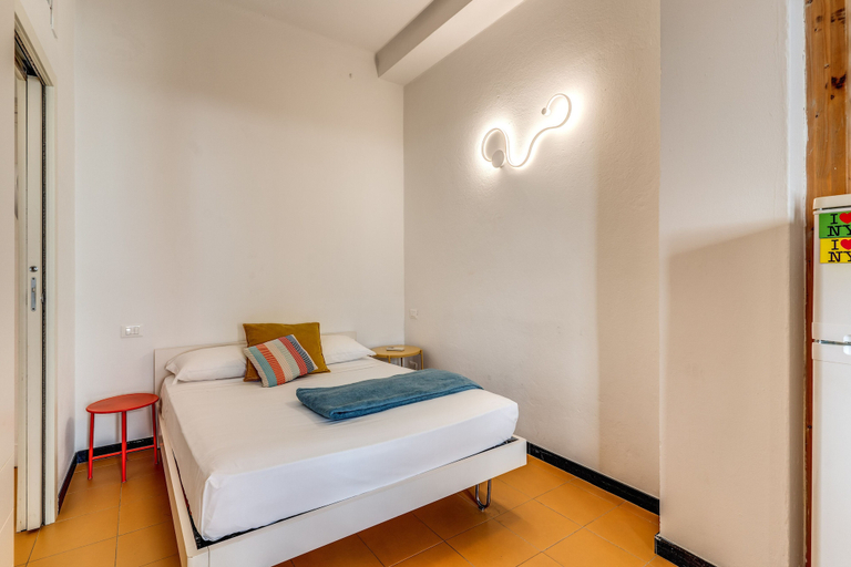 Bedroom 3, AwesHome - 5 Terre Colors, La Spezia
